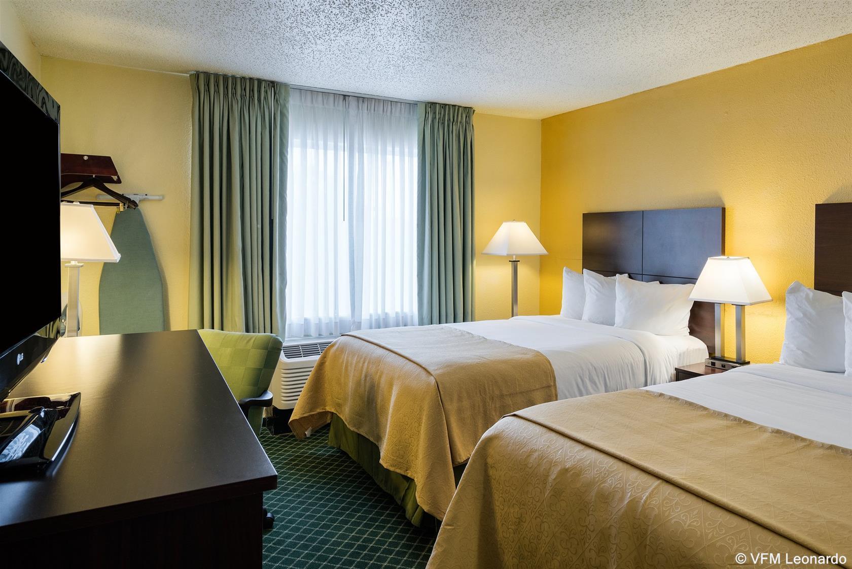 Inn Quality Newark